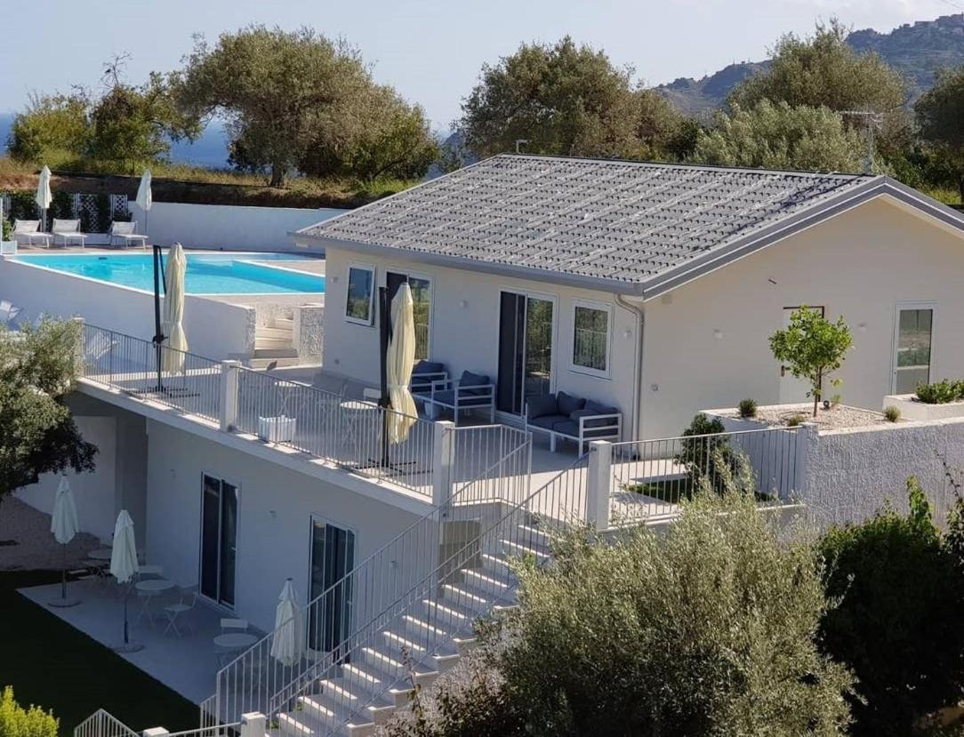 Villa Infinity ∞ Santa Teresa Di Riva Exterior photo