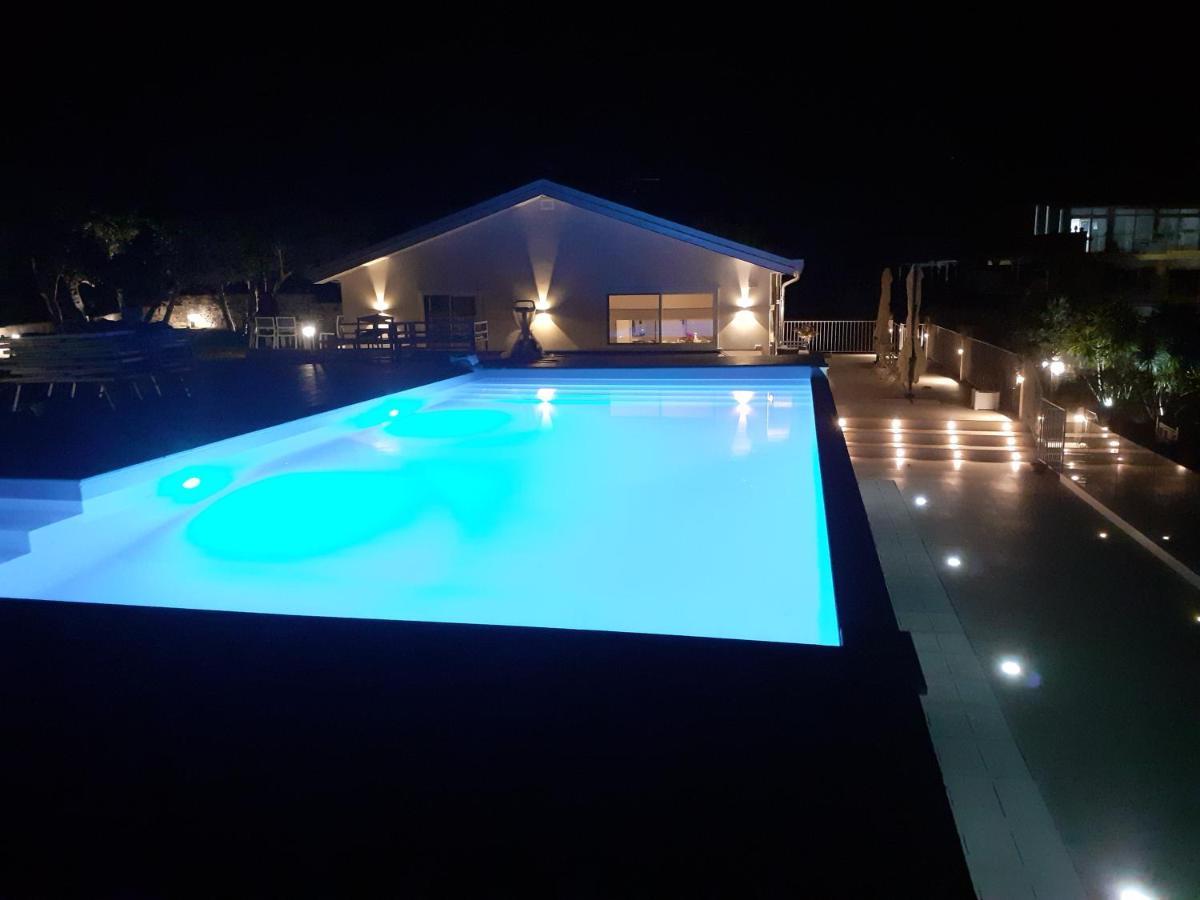 Villa Infinity ∞ Santa Teresa Di Riva Exterior photo