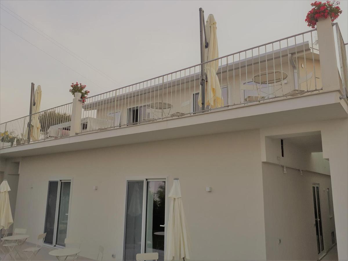 Villa Infinity ∞ Santa Teresa Di Riva Exterior photo